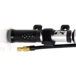 XLC 2 In 1 Funktionspumpe Mit Manometer PU-A04 -Fahrradteile Geschaft xlc 2 in 1 funktionspumpe mit manometer pu a04 4032191694306 2501923400 2
